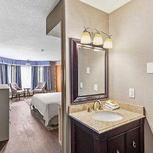 Executive King Room